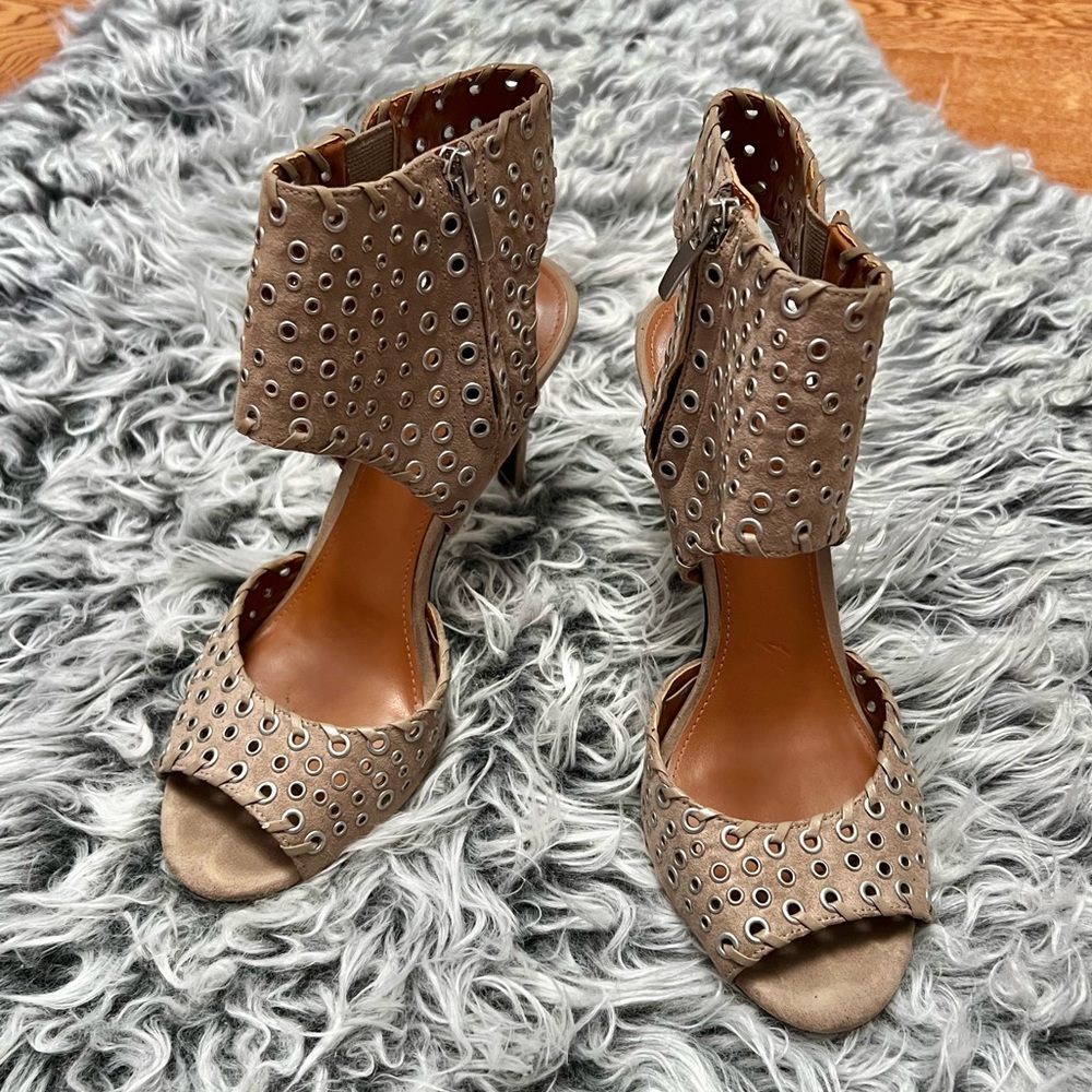 💥SOLD💥 Enzo Angiolini Branon2 heel